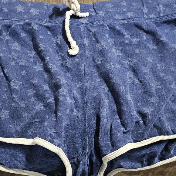 Vs pink shorts and leggings lg - Picture 1 of 6